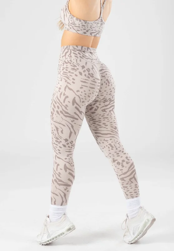 Comfortable Fashion Reluna Original Sculptseam™ Legging Snow Leopard