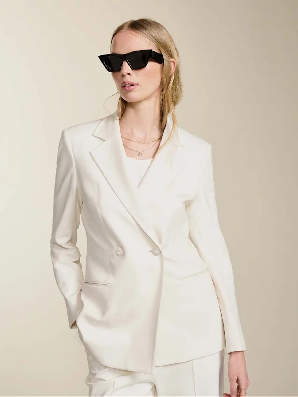 European And American Style Albertine LENZING™ ECOVERO™ Tailored Blazer | Soft White