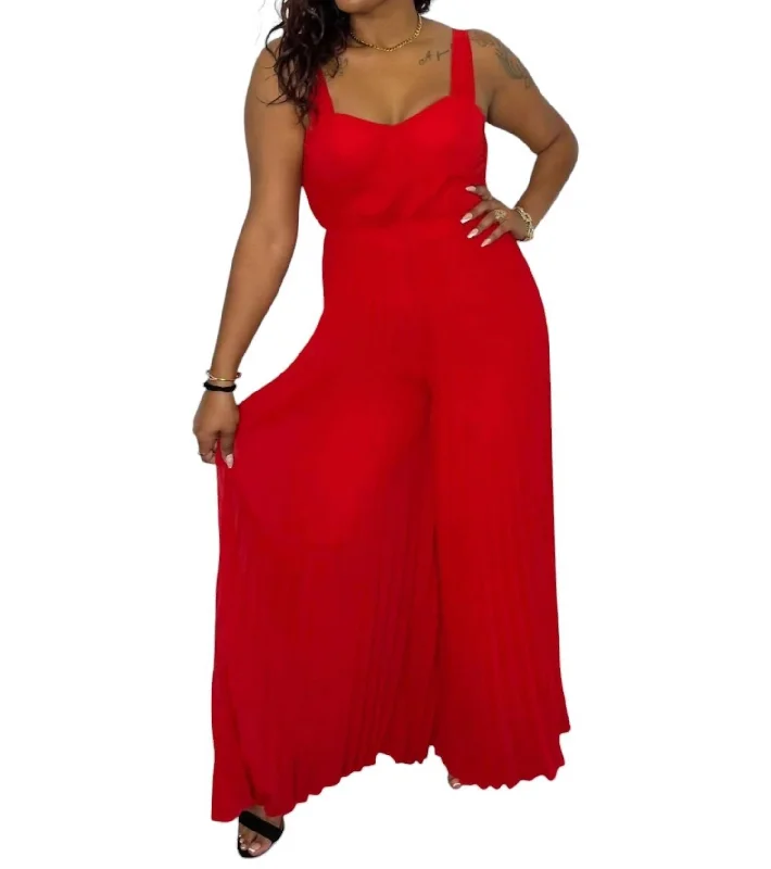 Sleeveless Pleated Jumpsuit In Red