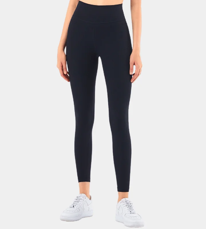 Women's motion ankle grazer leggings: Midnight