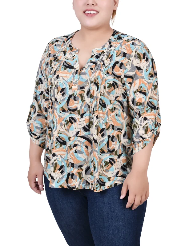 Plus Size 3/4 Roll Tab Pullover Top