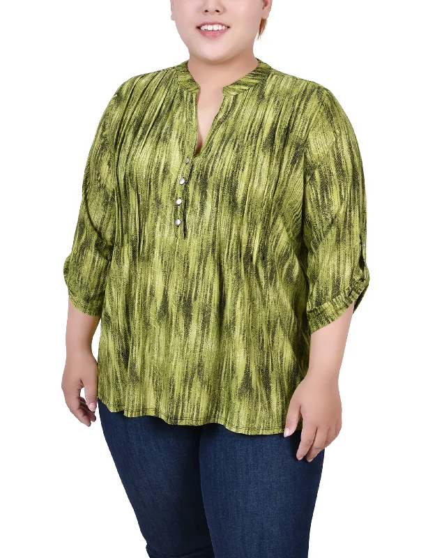 Plus Size 3/4 Roll Tab Sleeve Y Neck Top